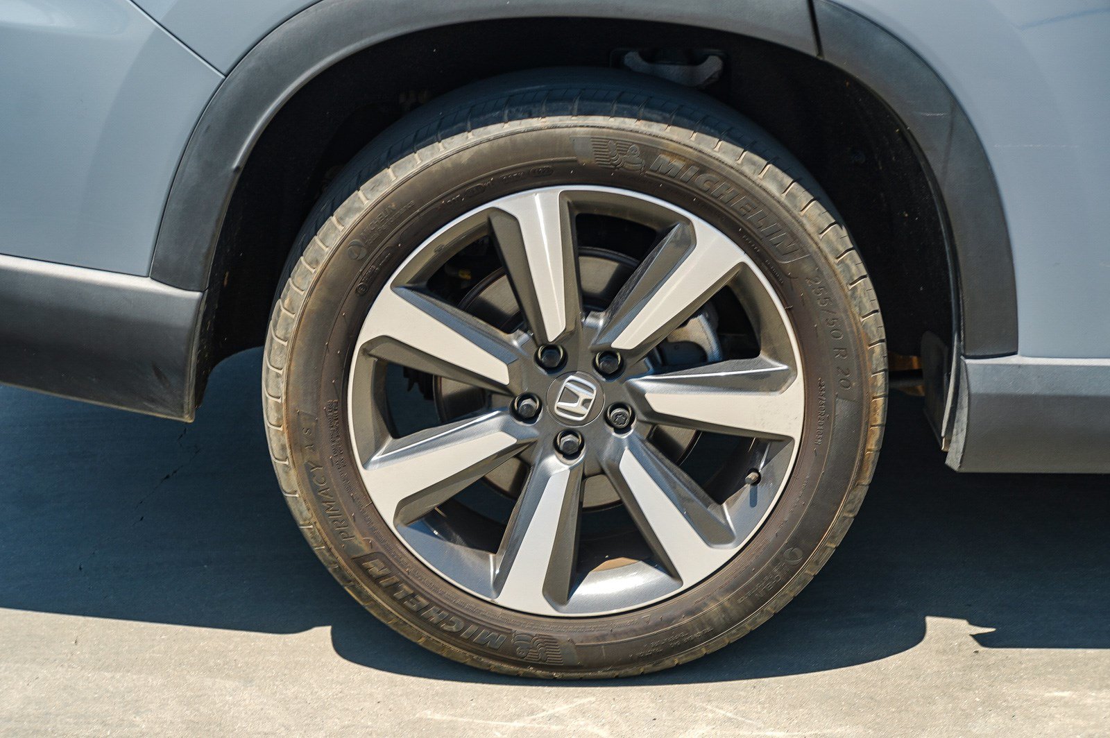 Used 2024 Honda Pilot Touring image 13