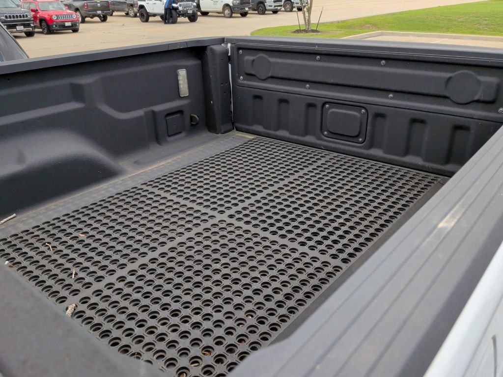 Used 2021 Jeep Gladiator Overland image 8