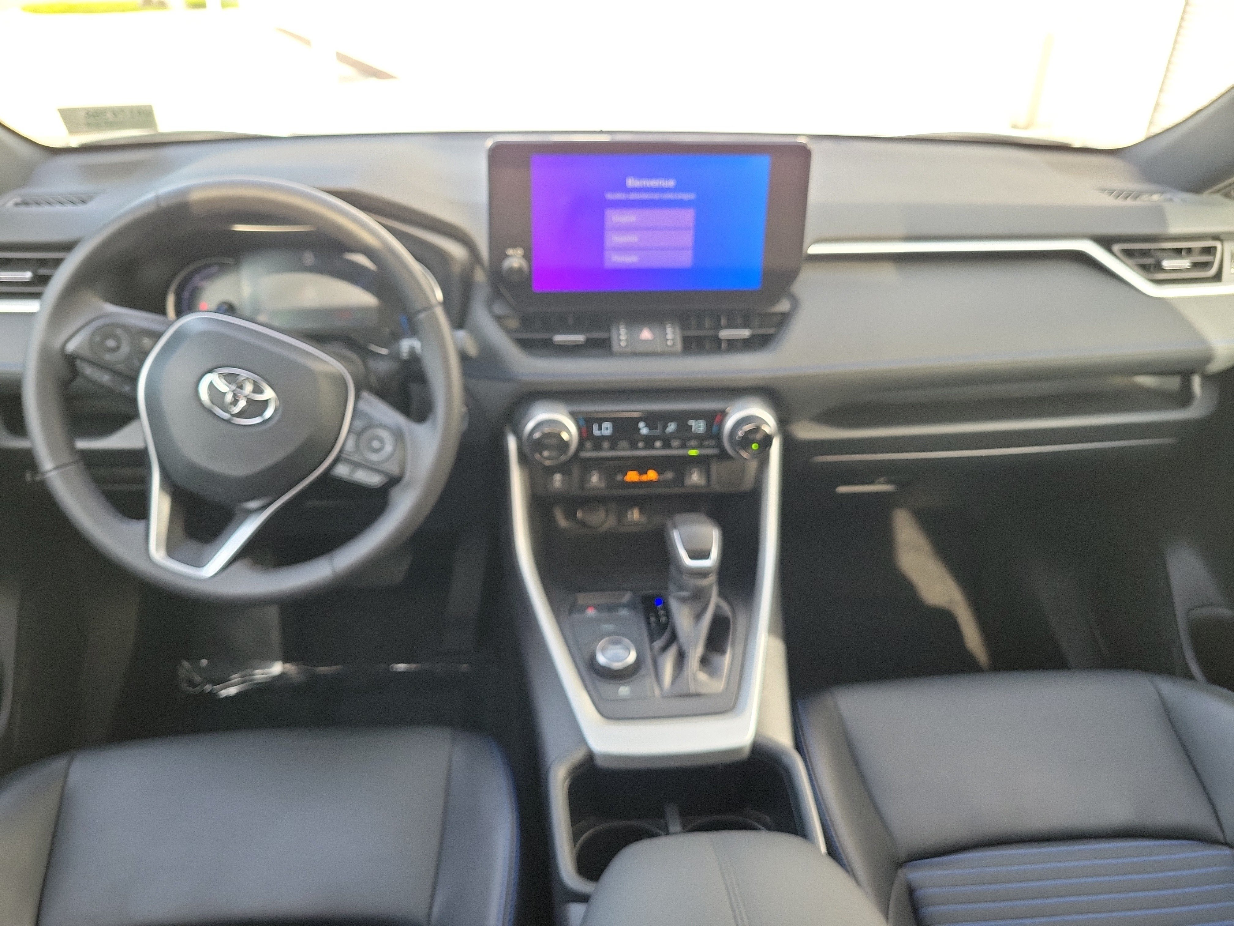 Used 2024 Toyota RAV4 XSE AWD/4WD image 17