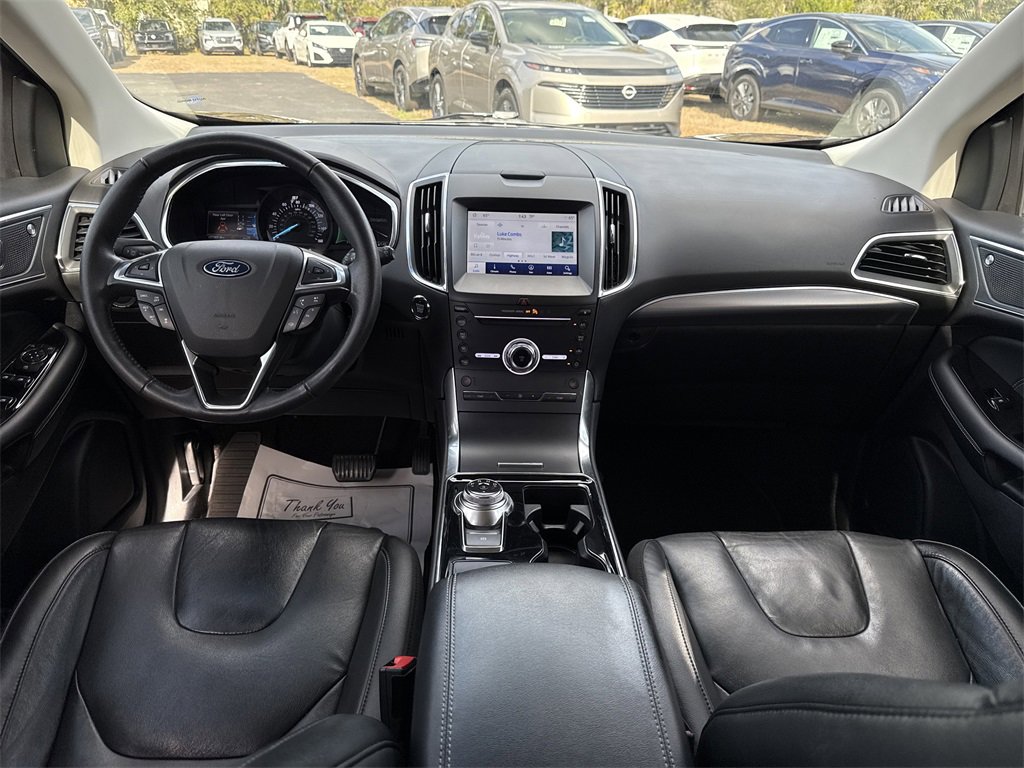 Used 2019 Ford Edge Titanium image 27
