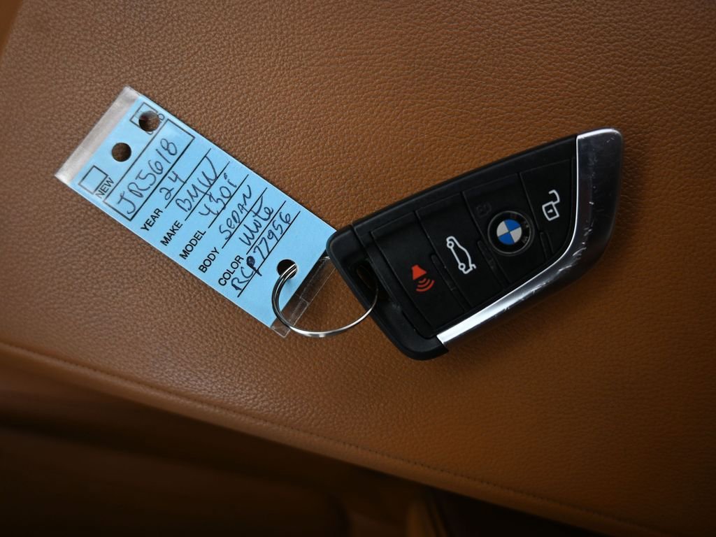 Used 2024 BMW 430i Convertible image 20