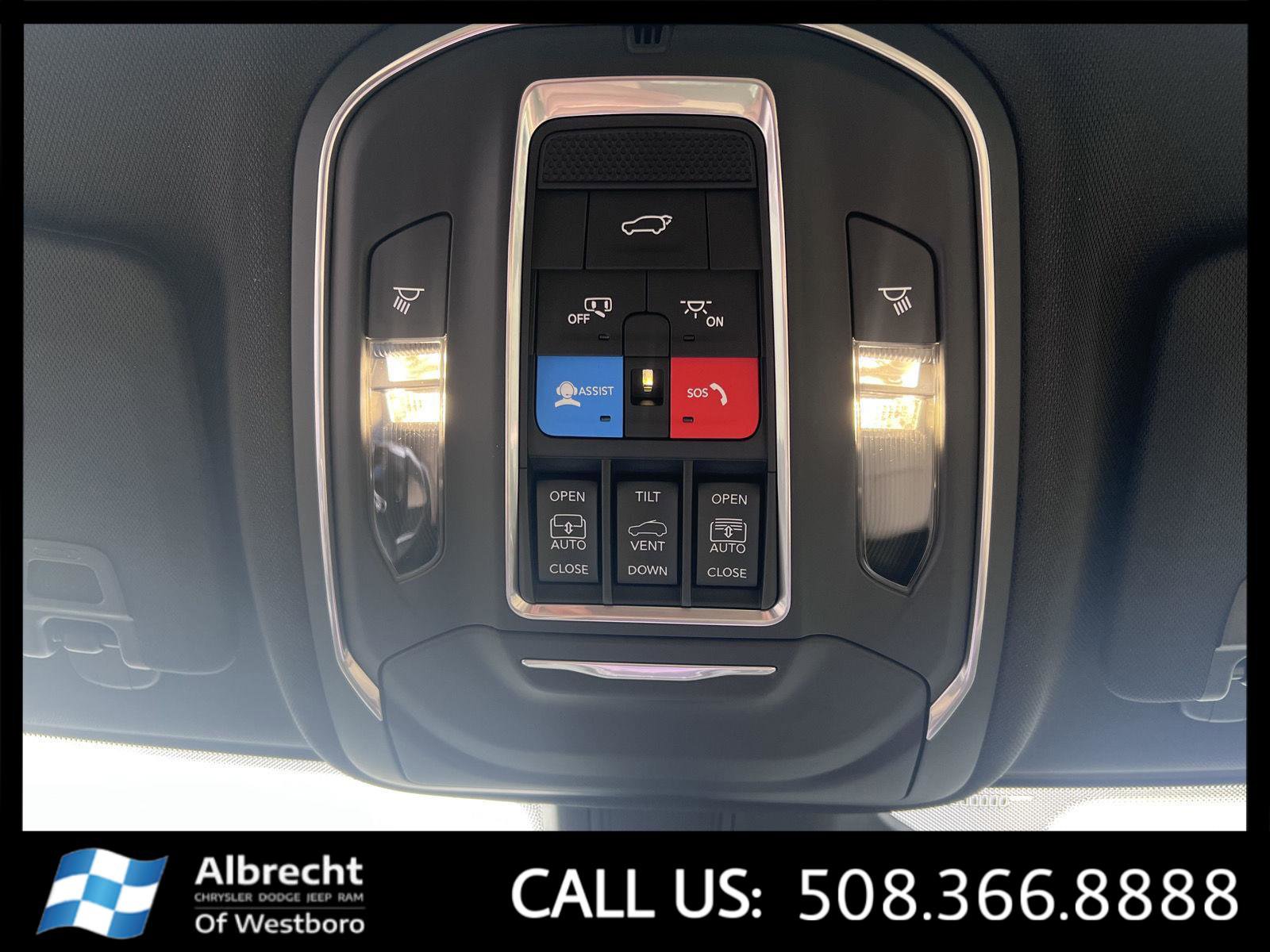 New 2025 Jeep Grand Cherokee Limited image 24