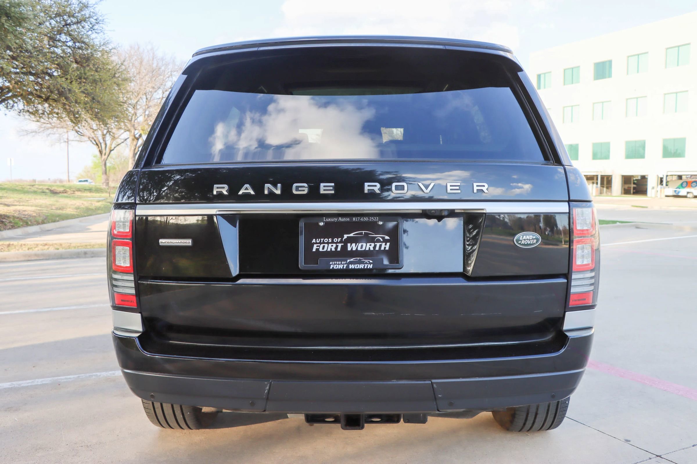 Used 2016 Land Rover Range Rover Supercharged image 6