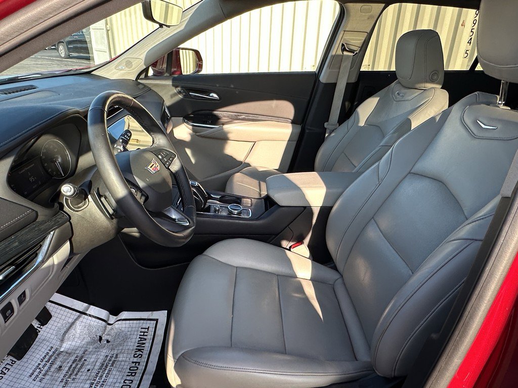 Used 2019 Cadillac XT4 Premium Luxury w/ Enhanced Visibility Package image 19