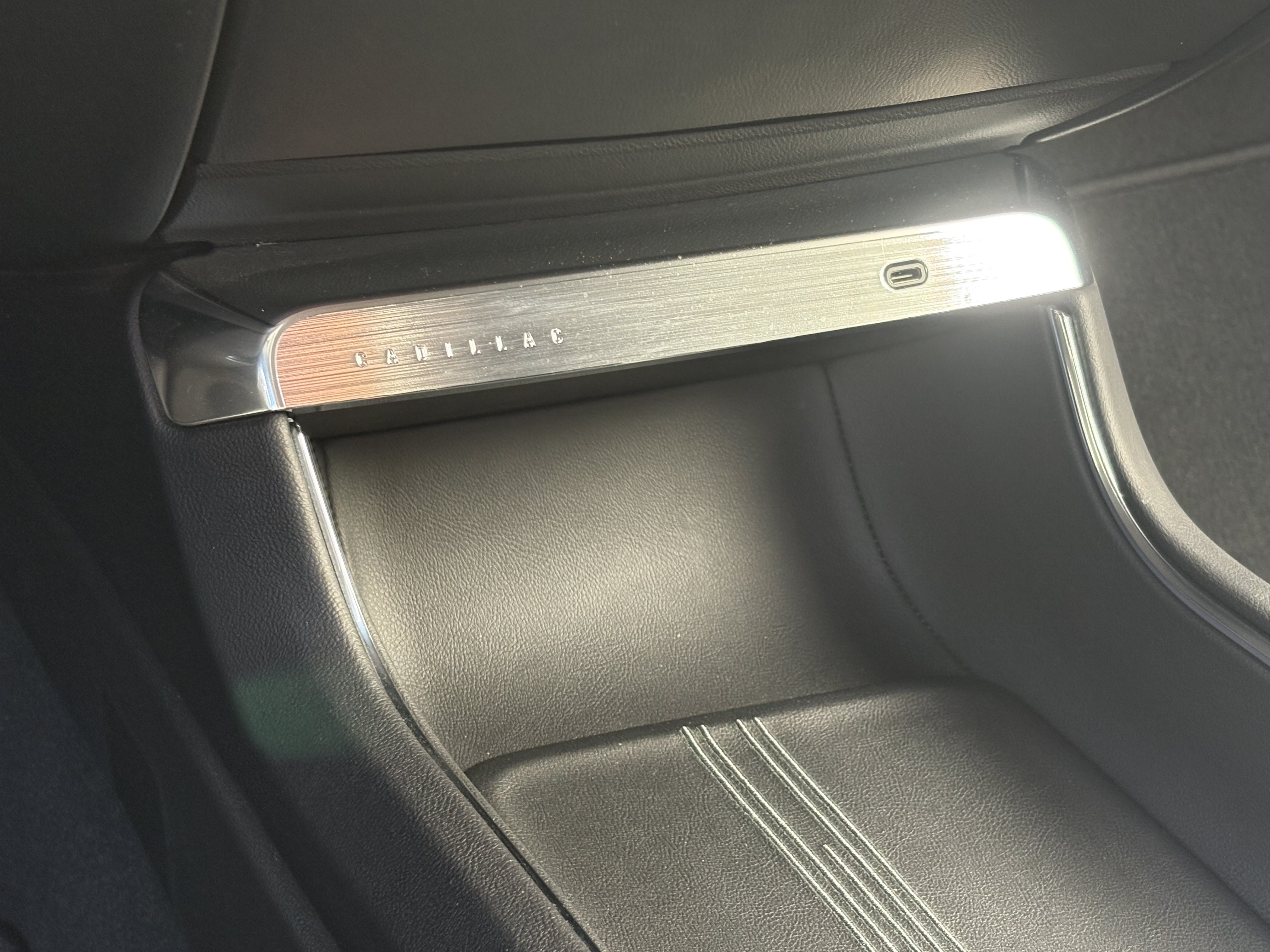 Used 2024 Cadillac Lyriq Sport AWD/4WD image 25