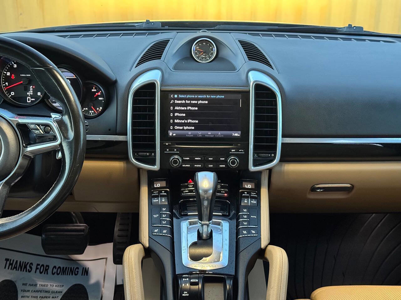 Used 2018 Porsche Cayenne w/ Premium Package AWD/4WD image 14