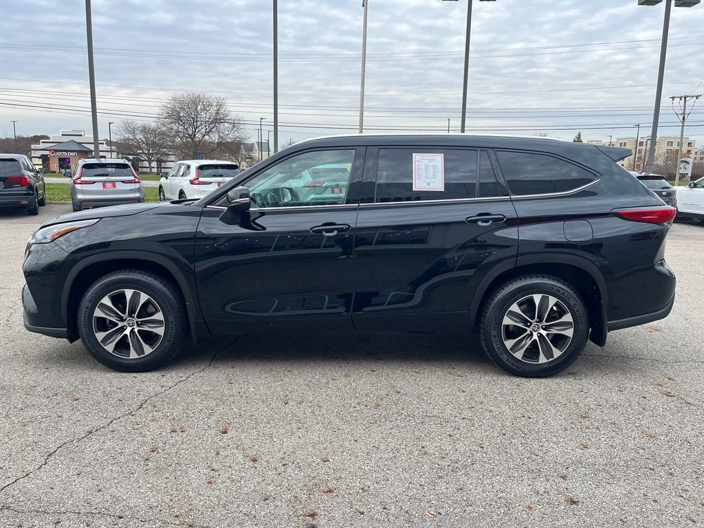 Certified 2020 Toyota Highlander XLE video 2