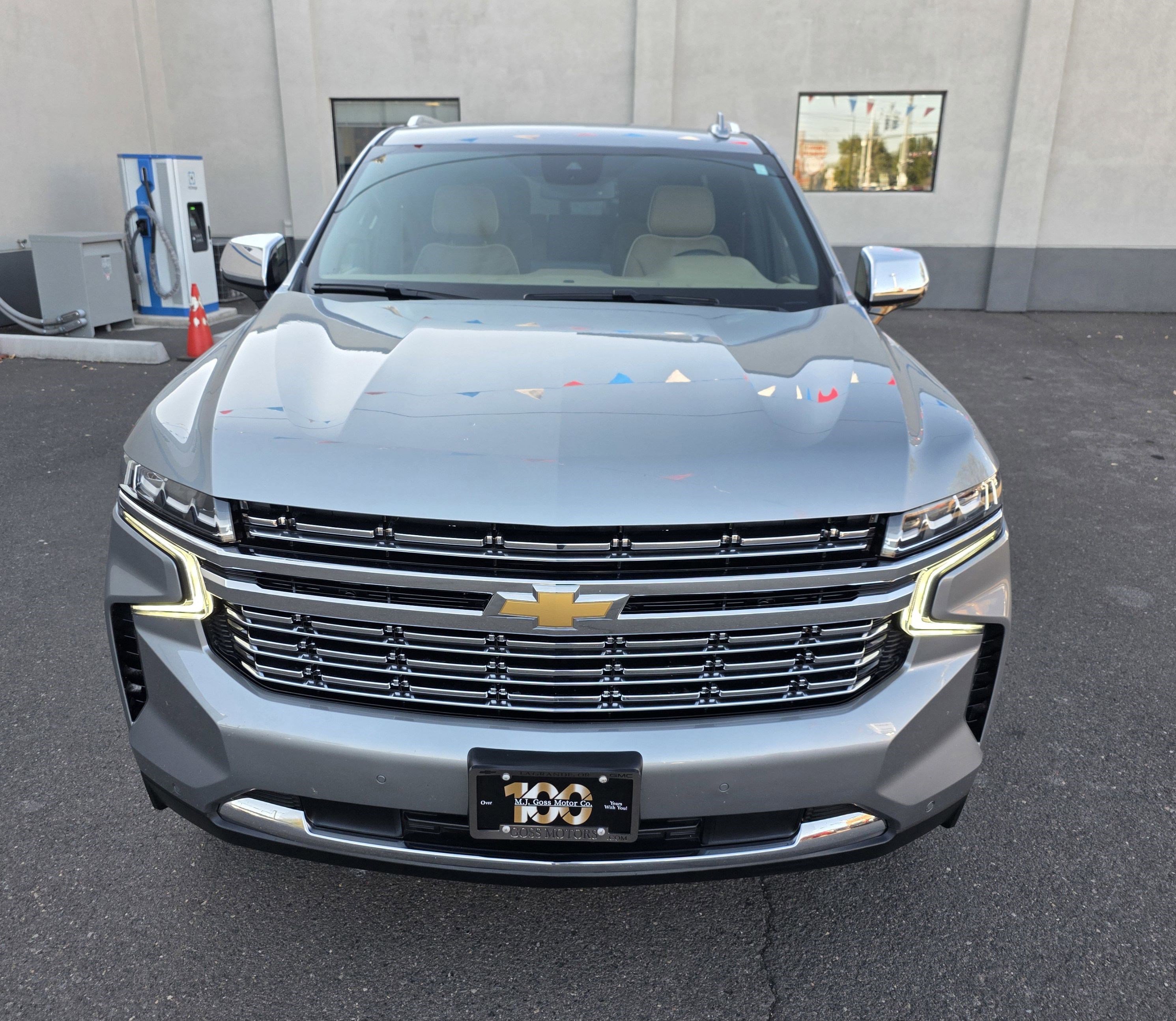 Used 2023 Chevrolet Tahoe Premier image 3