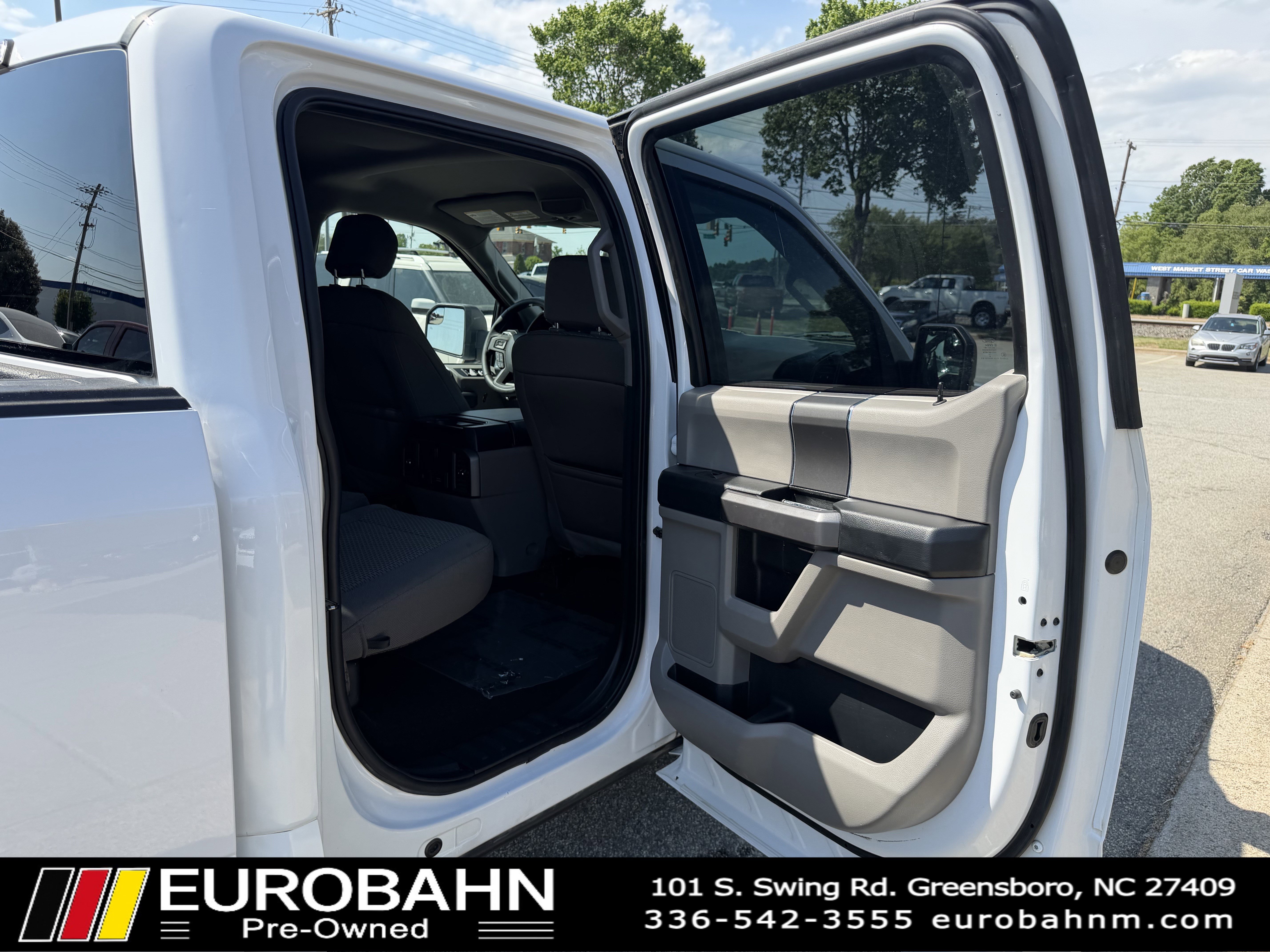 Used 2020 Ford F150 XLT w/ Equipment Group 302A Luxury AWD/4WD image 14