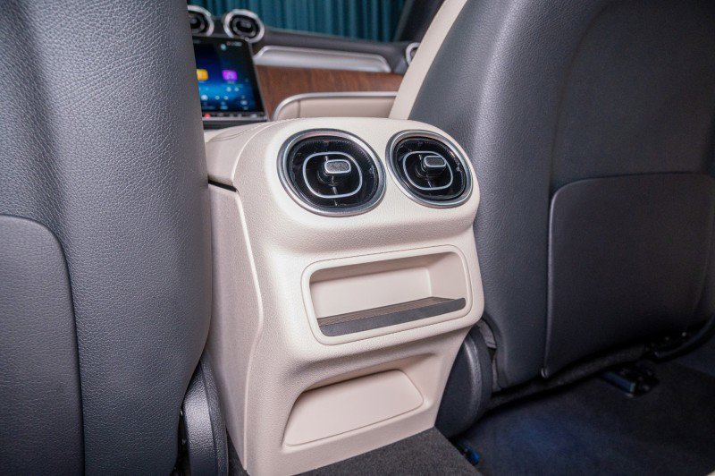 Certified 2026 Mercedes-Benz GLC 300 image 21