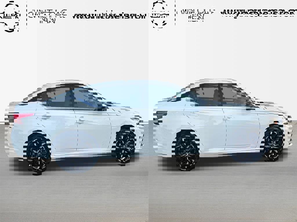 Used 2024 Nissan Altima 2.5 SR image 4