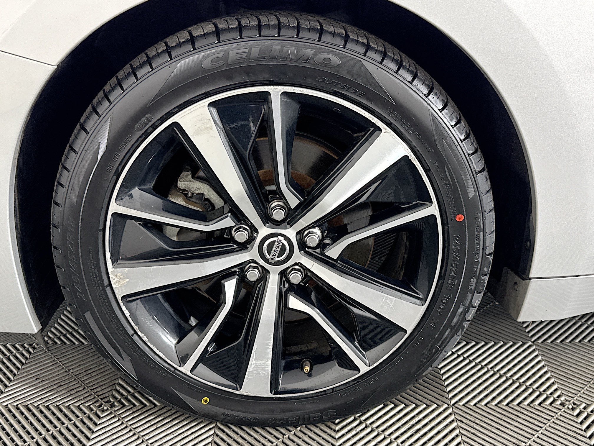 Used 2022 Nissan Maxima SV w/ Floor Mat Group FWD image 36