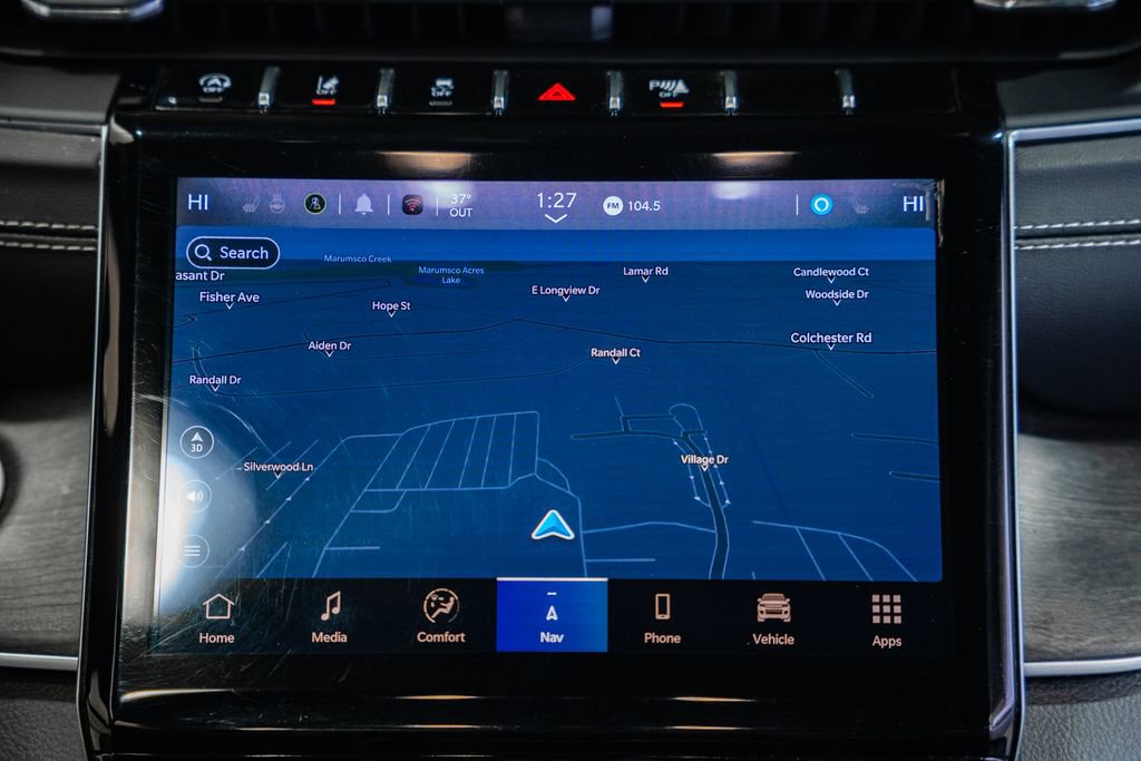 Certified 2024 Jeep Grand Cherokee L Limited w/ Luxury Tech Group II image 27