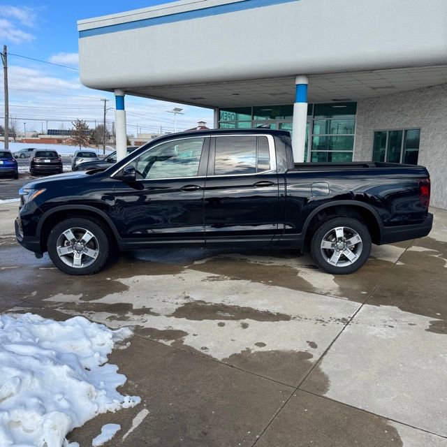 Certified 2025 Honda Ridgeline RTL image 2