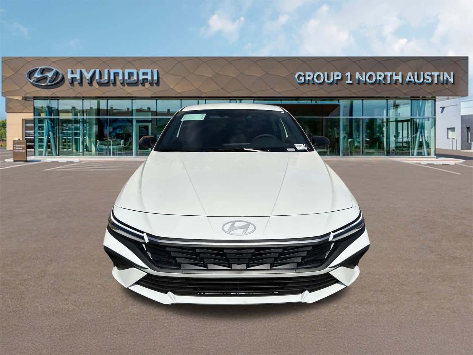 New 2026 Hyundai Elantra Sport image 2