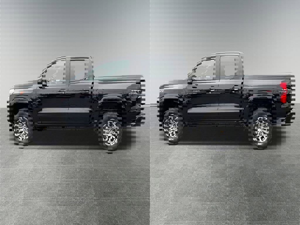 New 2026 Chevrolet Colorado LT w/ LT Convenience Package image 2