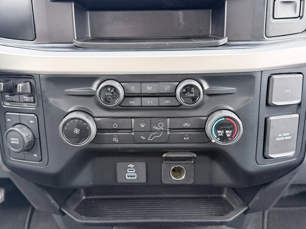 Used 2024 Ford F350 XLT image 20