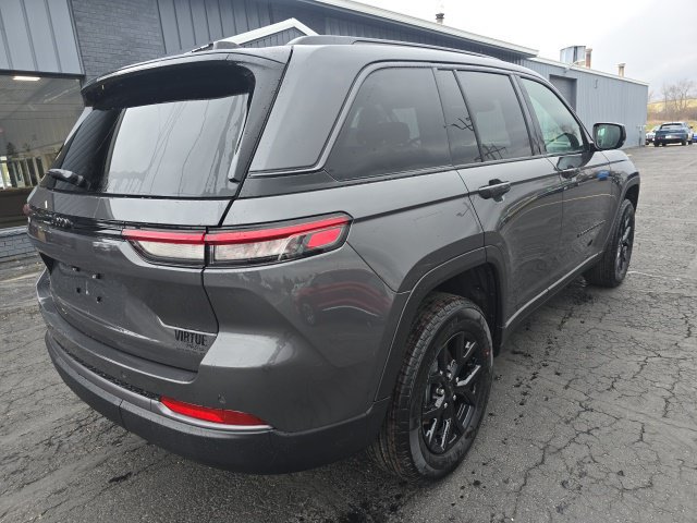 New 2026 Jeep Grand Cherokee Altitude AWD/4WD image 7
