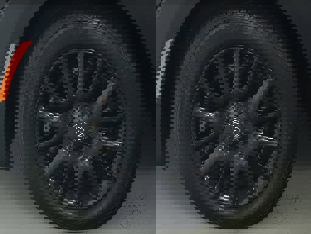 Used 2015 MINI Cooper S image 38