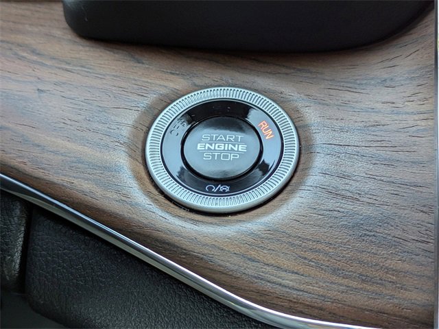Used 2024 Jeep Grand Cherokee Summit image 31