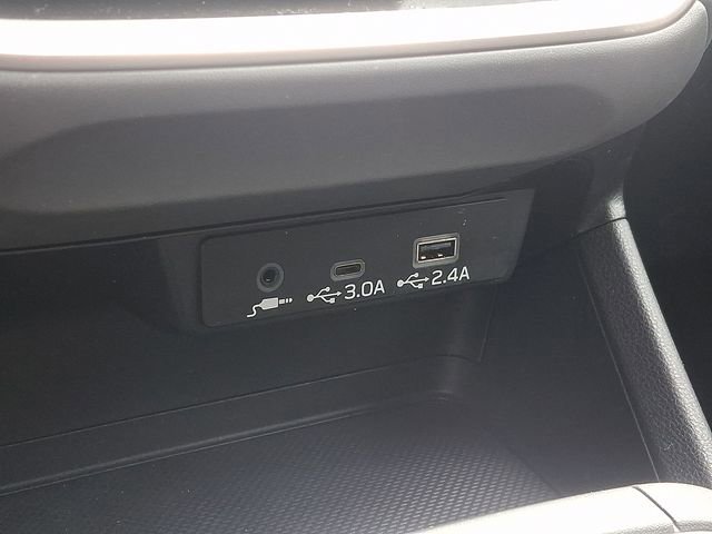 Used 2024 Subaru Crosstrek 2.0i Premium image 27