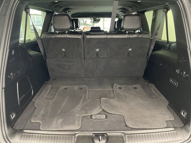 Used 2024 Jeep Wagoneer L Series II w/ Flexible Seating Group image 10