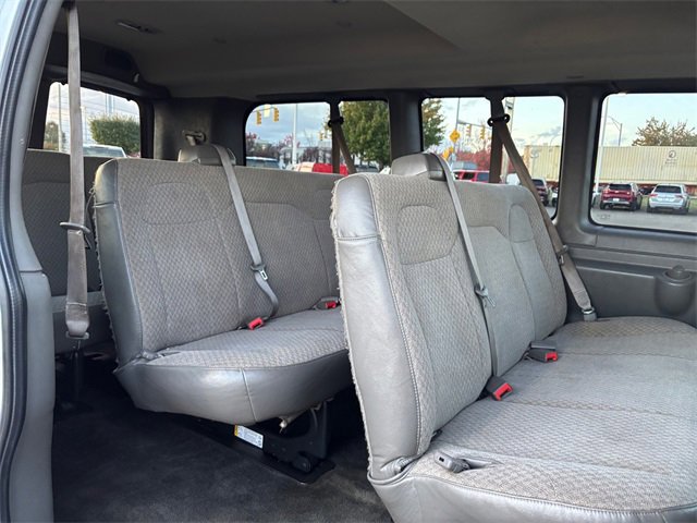 Used 2017 Chevrolet Express 3500 LT w/ LT Preferred Equipment Group image 32