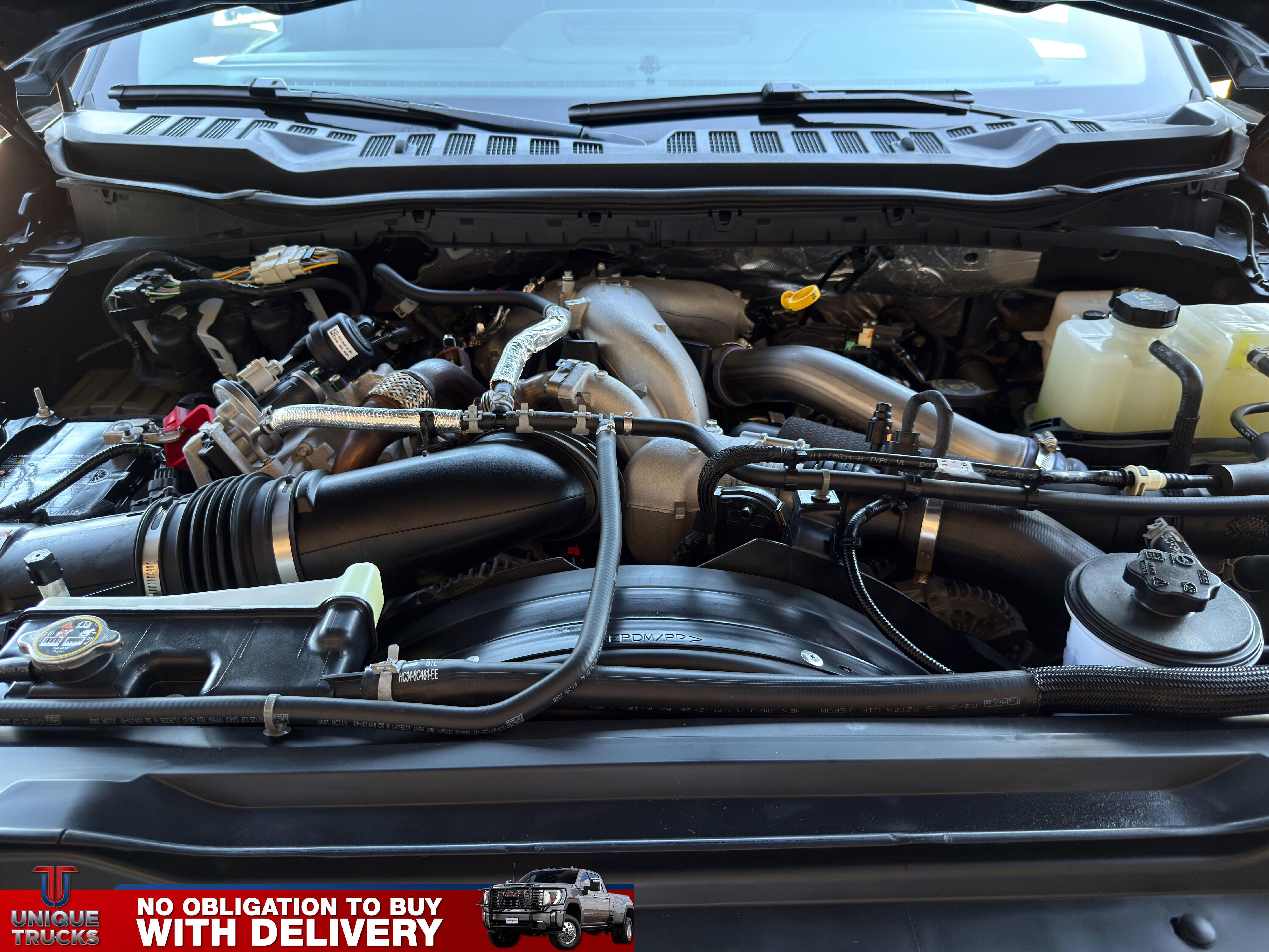 Used 2025 Ford F450 Lariat AWD/4WD image 12
