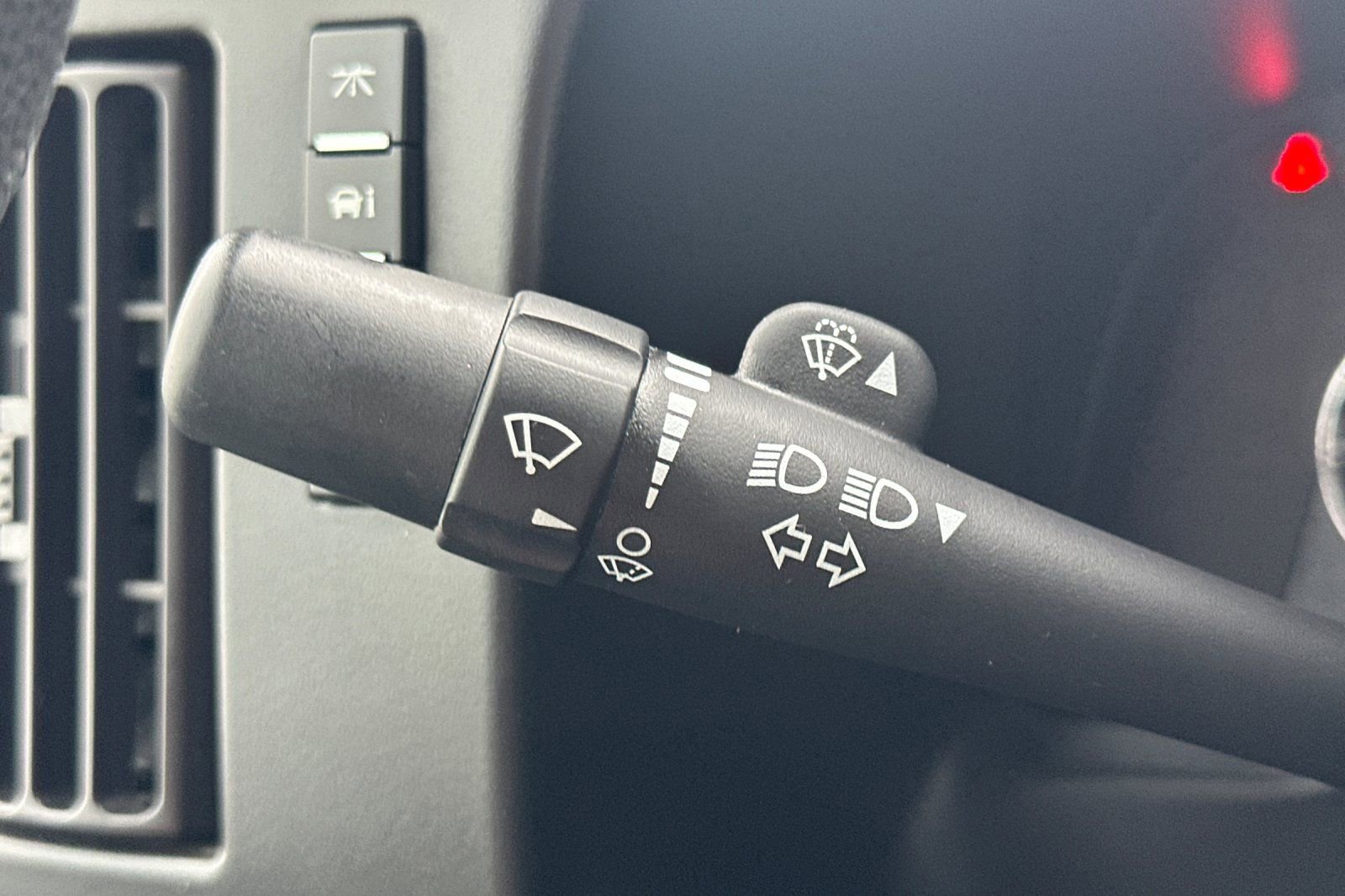 Used 2024 GMC Savana 2500 w/ Driver Convenience Package image 33