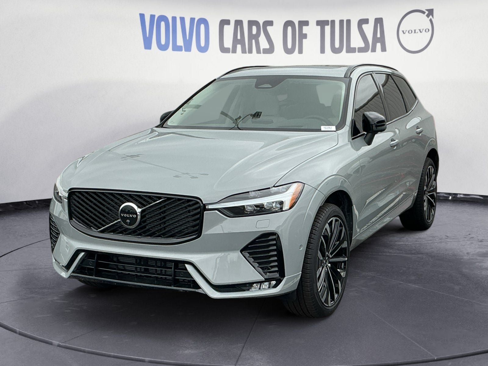 New 2026 Volvo XC60 B5 Ultra w/ Protection Package Premier AWD/4WD image 1