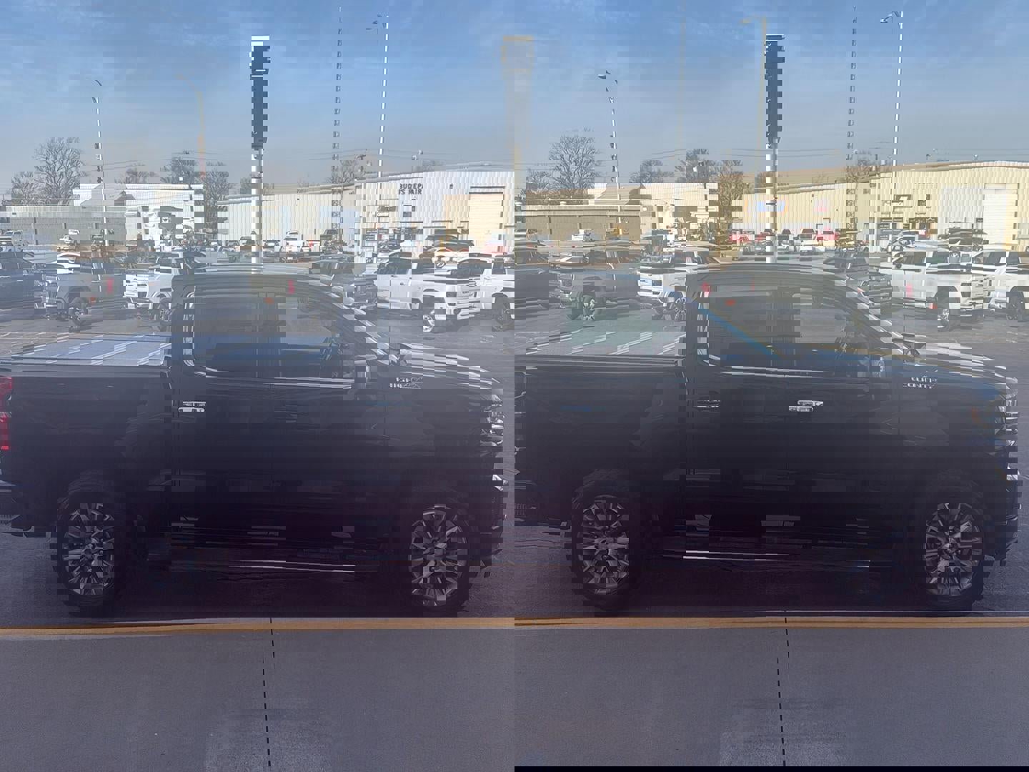 Used 2021 Chevrolet Silverado 1500 High Country w/ Safety Package II image 6