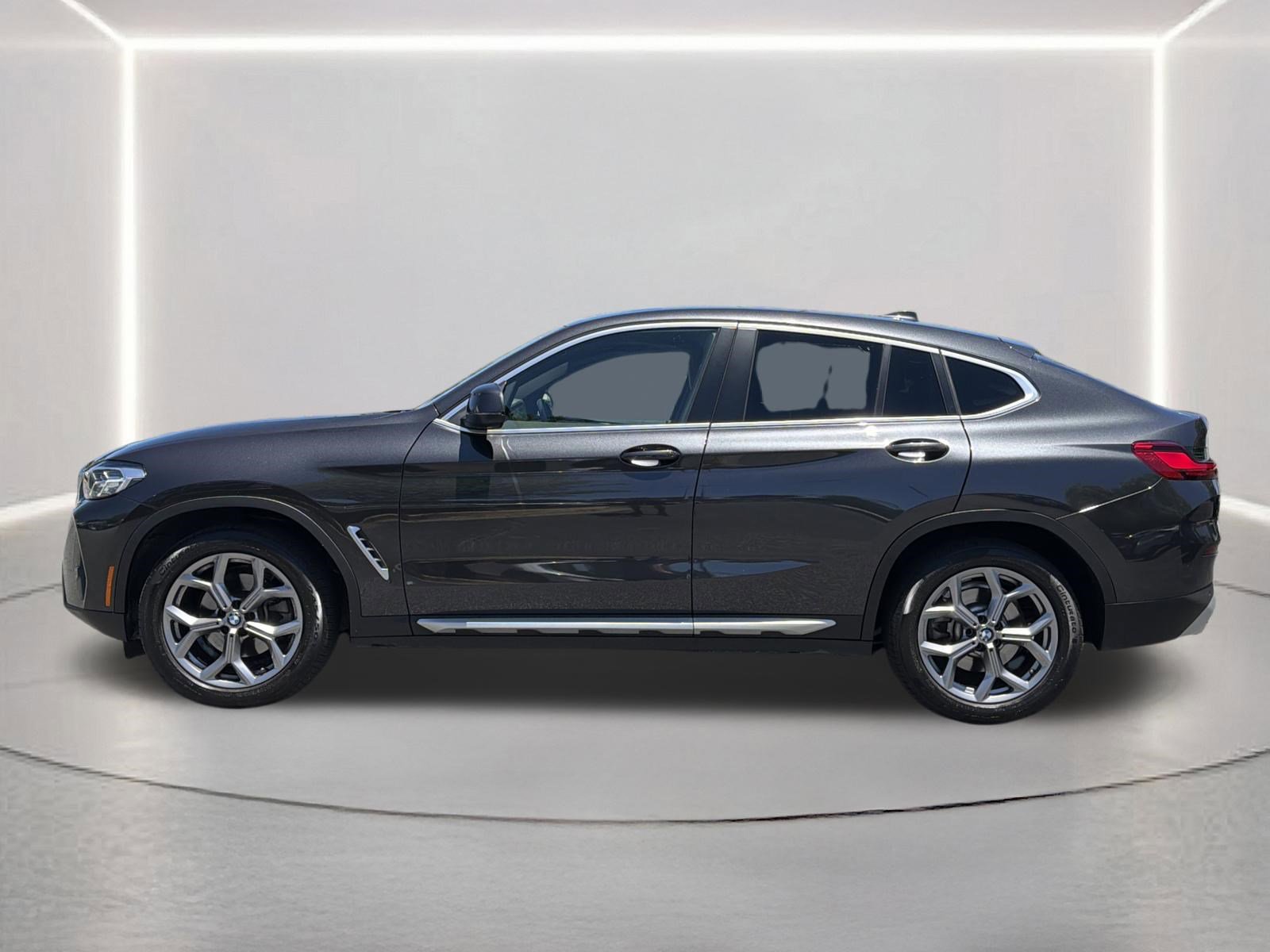 Used 2025 BMW X4 xDrive30i AWD/4WD image 24
