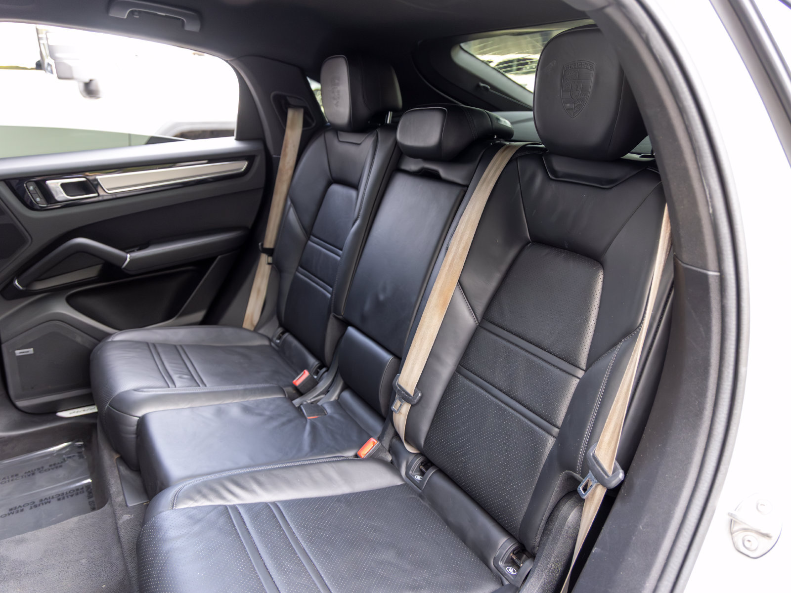 Certified 2022 Porsche Cayenne Platinum Edition AWD/4WD image 55