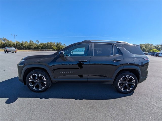 Used 2025 Chevrolet Equinox LT w/ Convenience Package II image 7