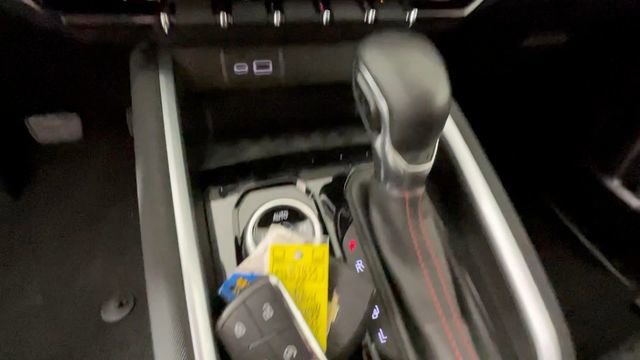 Used 2024 Chevrolet Colorado Z71 w/ Advanced Trailering Package AWD/4WD image 27