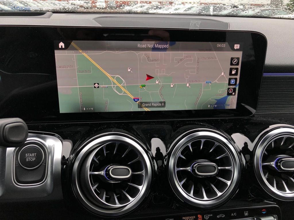New 2023 Mercedes-Benz EQB 300 4MATIC image 14