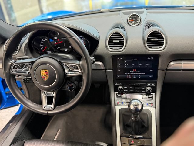 Used 2024 Porsche 718 Cayman RWD image 23