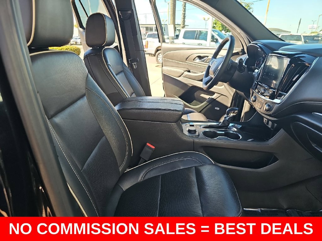 Used 2023 Chevrolet Traverse Premier w/ Redline Edition AWD/4WD image 10