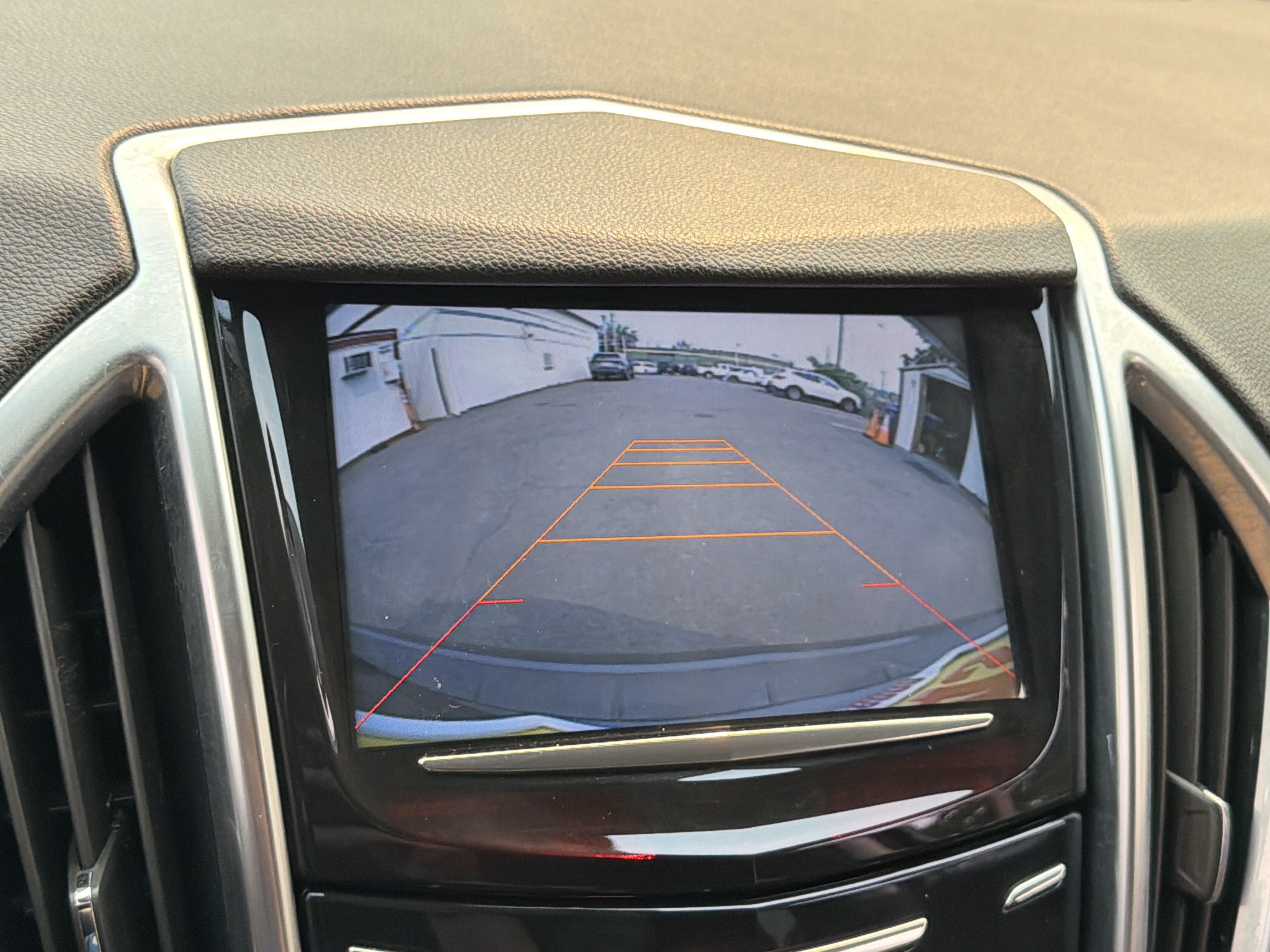 Used 2013 Cadillac SRX Luxury AWD/4WD image 22