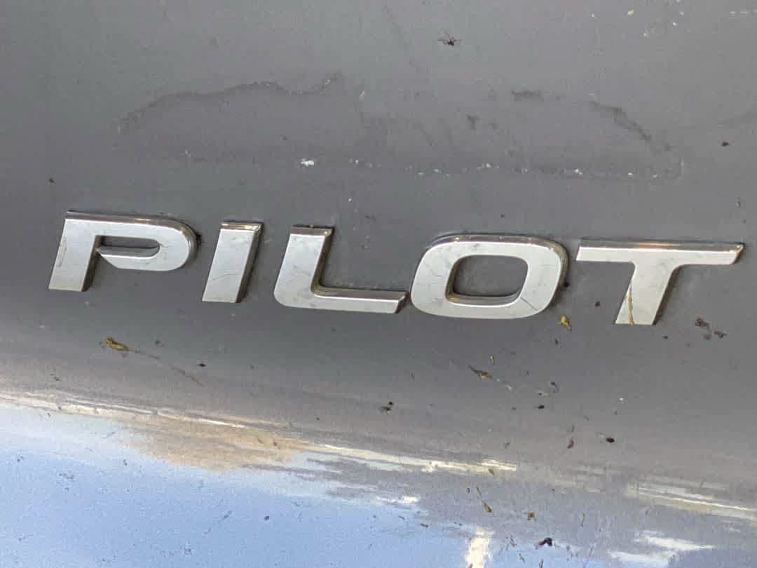 Used 2017 Honda Pilot Elite image 11
