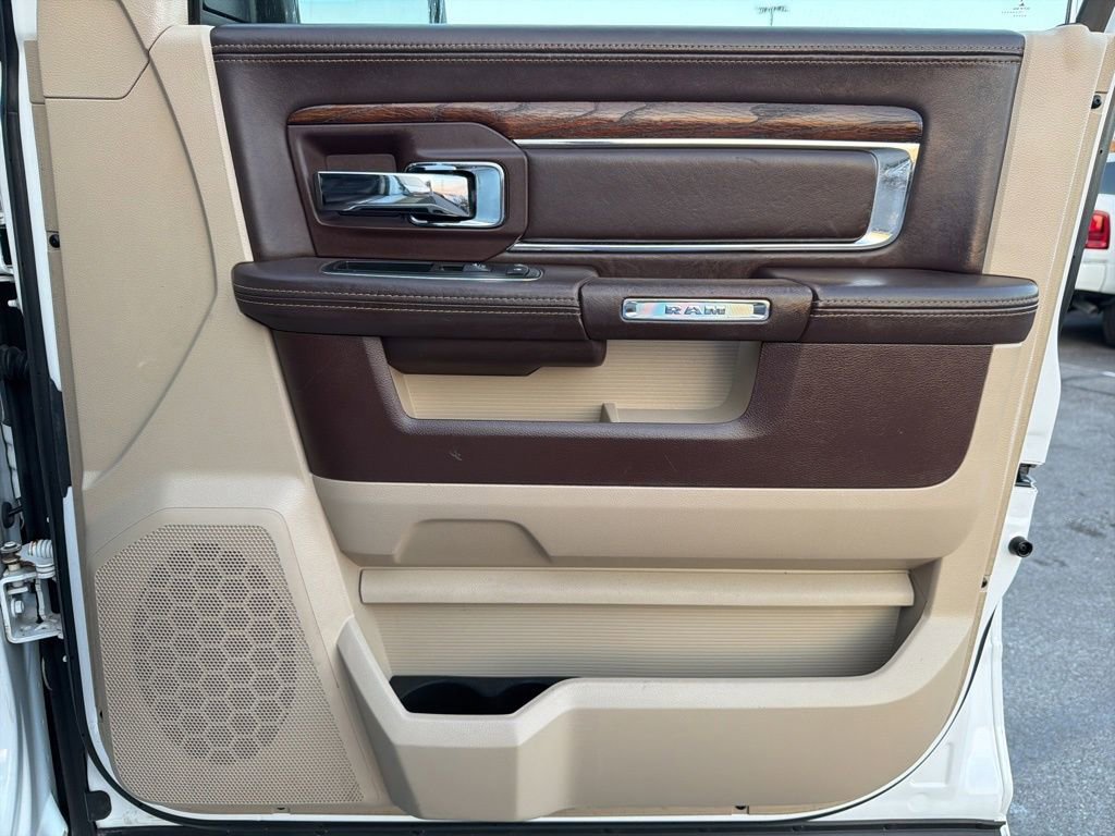 Used 2015 RAM 2500 Longhorn w/ Convenience Group image 27