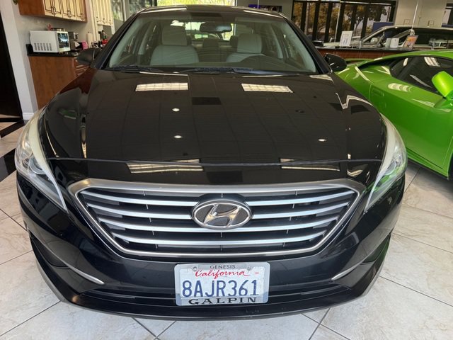 Used 2016 Hyundai Sonata SE FWD image 2
