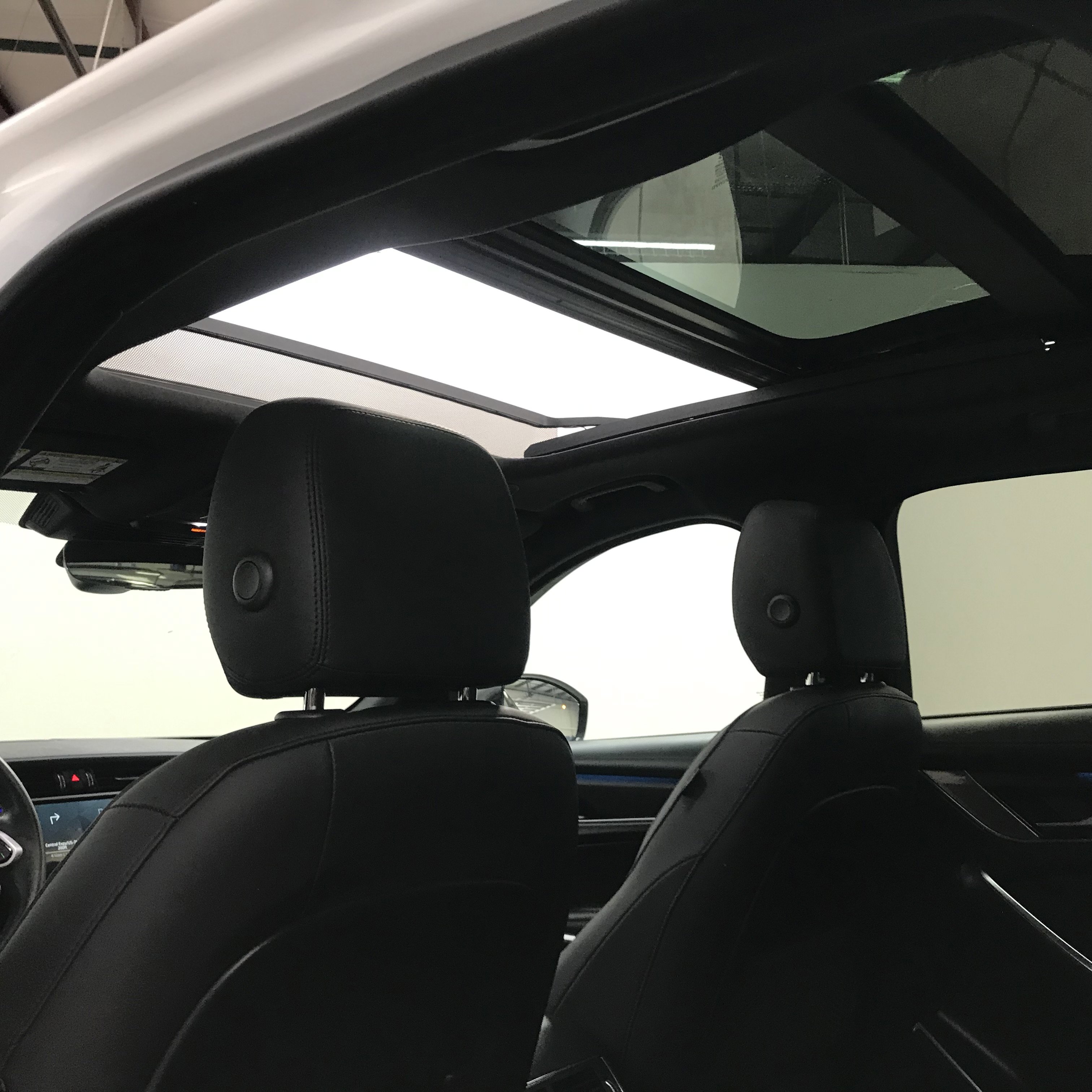 Used 2023 Jaguar F-PACE S AWD/4WD image 11