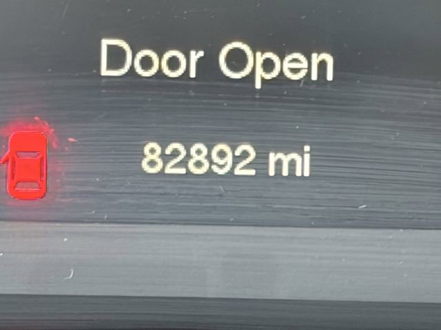 Used 2016 Jeep Cherokee Sport image 12