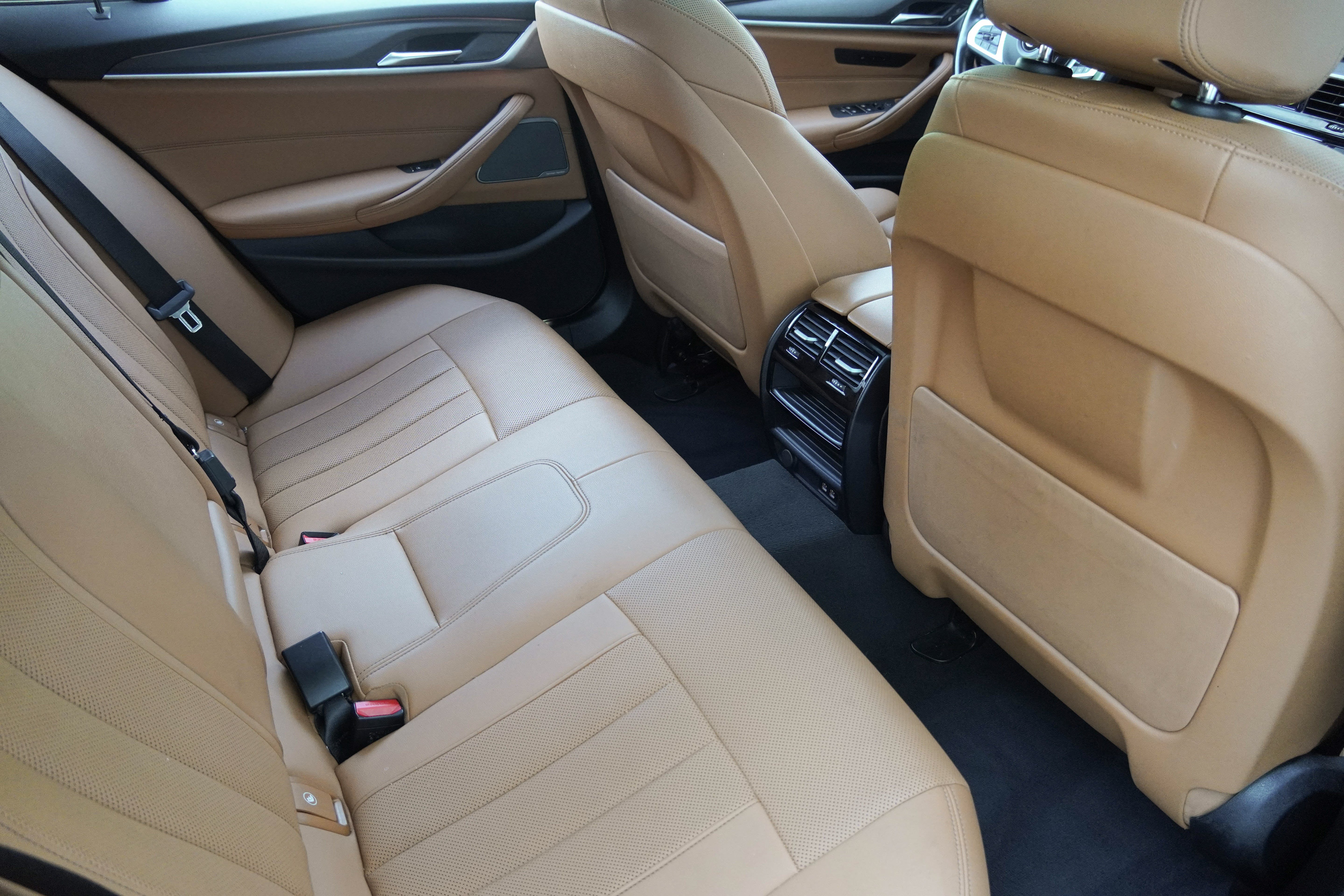 Used 2023 BMW 530i xDrive w/ M Sport Package AWD/4WD image 35