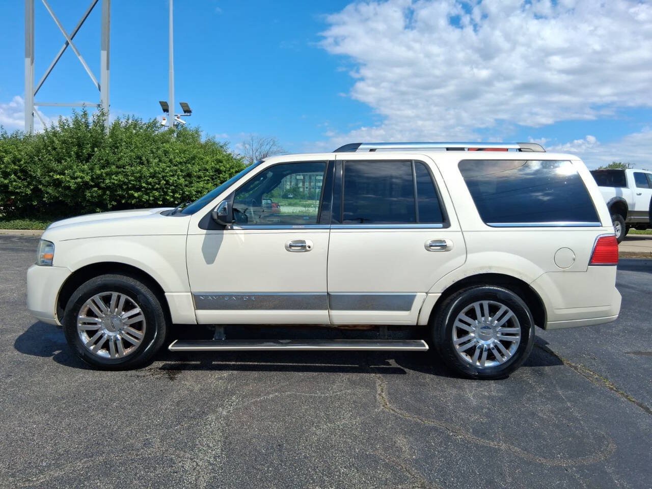 Used 2008 Lincoln Navigator 4WD image 5