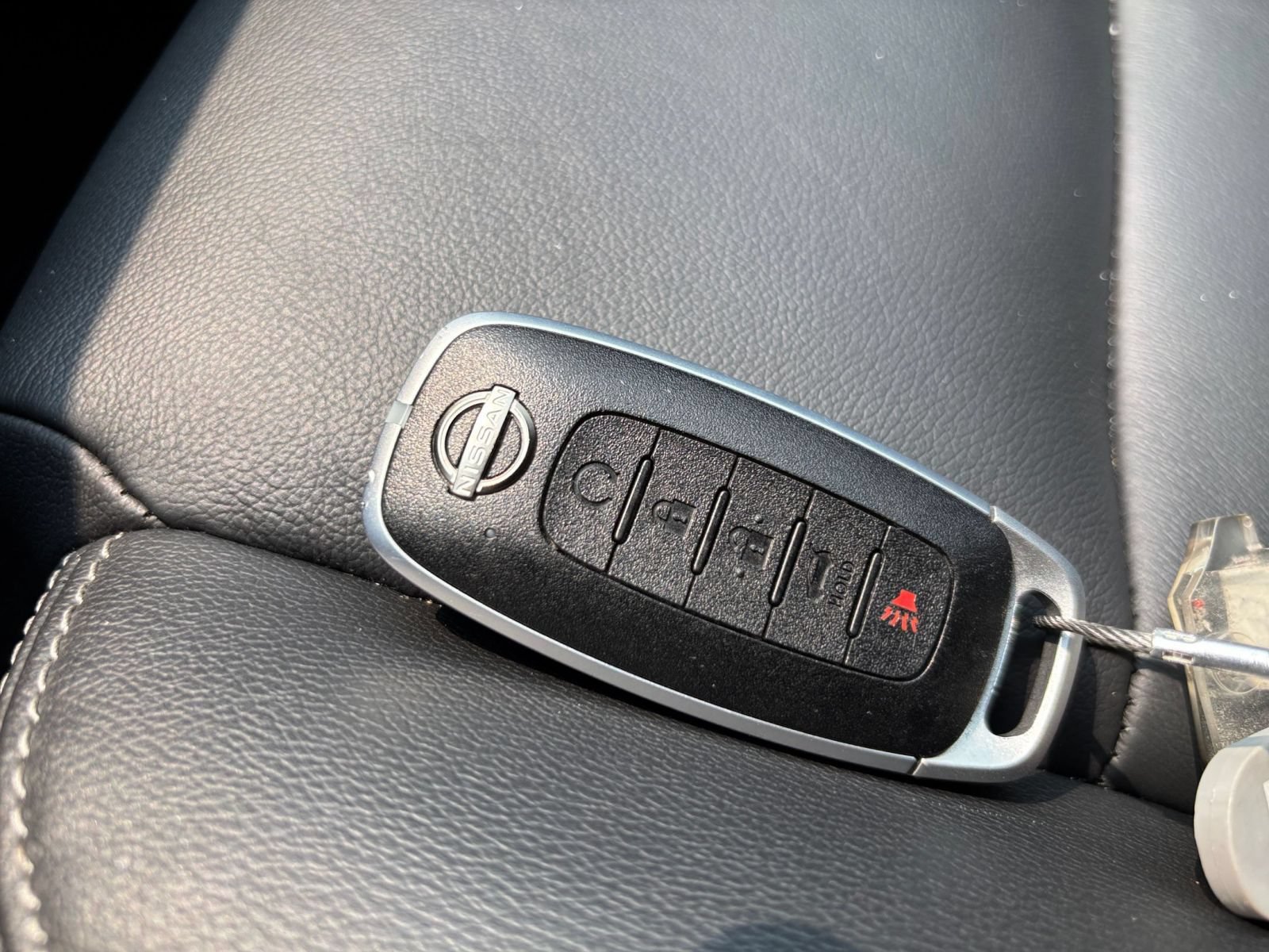 Used 2026 Nissan Rogue SL AWD/4WD image 22