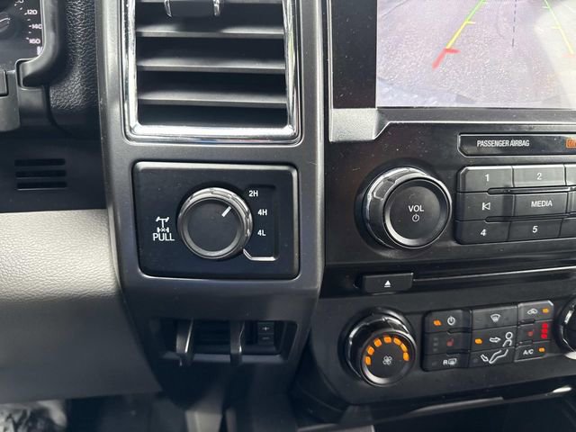 Used 2017 Ford F250 XLT w/ XLT Premium Package image 30