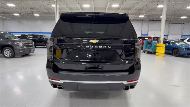 New 2026 Chevrolet Suburban High Country w/ Sun And Tow Package image 5