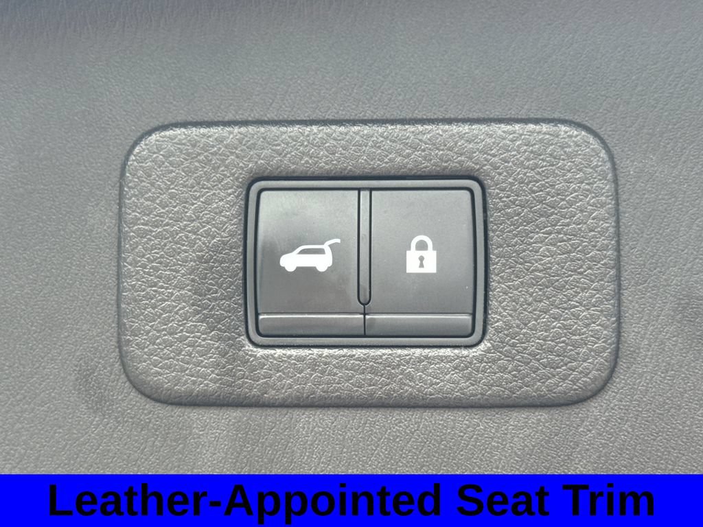 Used 2022 Nissan Armada SL w/ Captain's Chairs Package AWD/4WD image 27